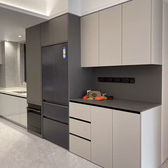 Buffet con ante Louvre in rovere bianco Weather